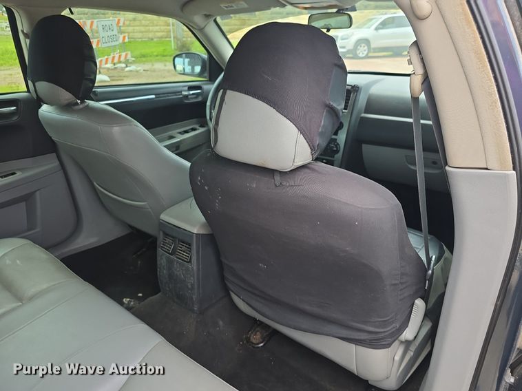 image for item DM1673 2007 Chrysler 300 Touring 