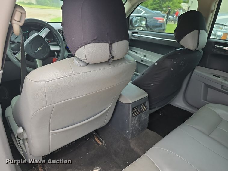 image for item DM1673 2007 Chrysler 300 Touring 