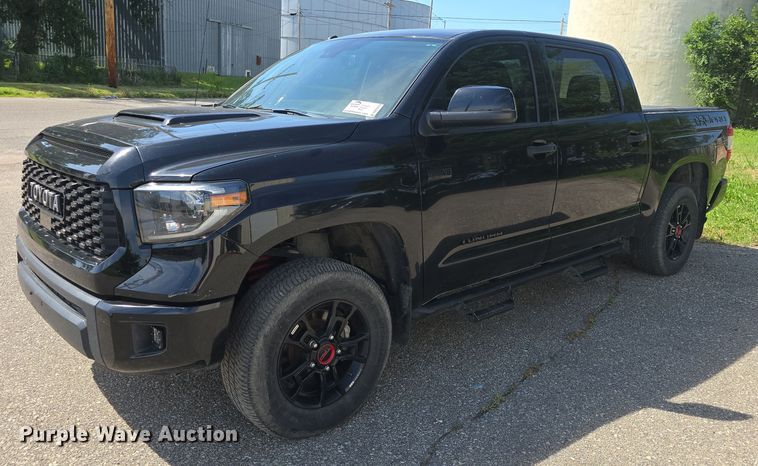 image for item DM1674 2019 Toyota  Tundra CrewMax pickup truck