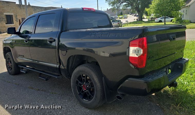 image for item DM1674 2019 Toyota  Tundra CrewMax pickup truck