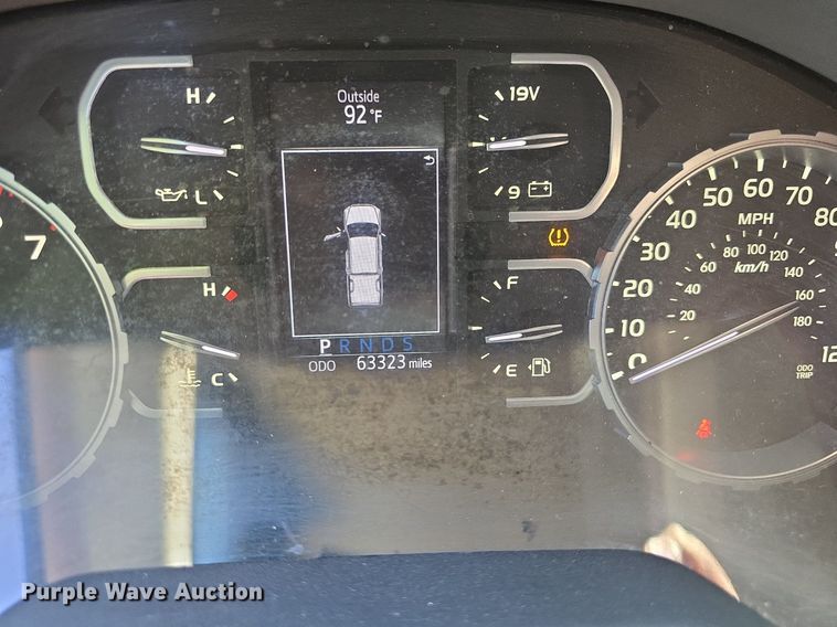 image for item DM1674 2019 Toyota  Tundra CrewMax pickup truck