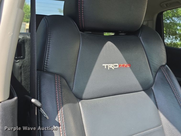 image for item DM1674 2019 Toyota  Tundra CrewMax pickup truck