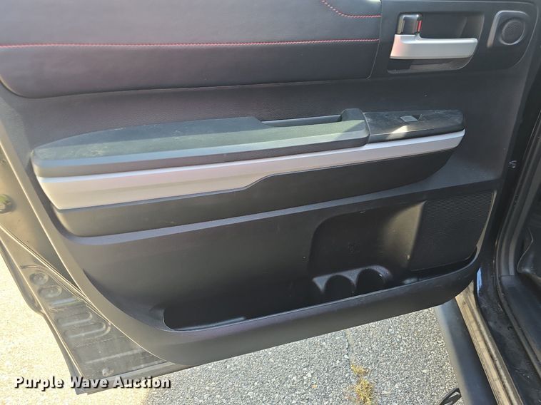 image for item DM1674 2019 Toyota  Tundra CrewMax pickup truck