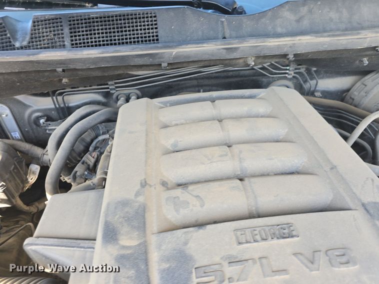 image for item DM1674 2019 Toyota  Tundra CrewMax pickup truck