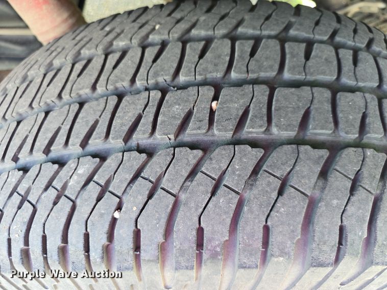 image for item DM1674 2019 Toyota  Tundra CrewMax pickup truck