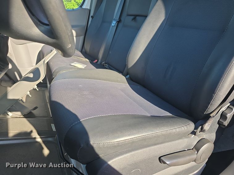 image for item DM1684 2015 Mercedes Benz 2500 Sprinter van