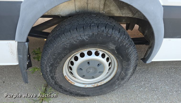 image for item DM1684 2015 Mercedes Benz 2500 Sprinter van