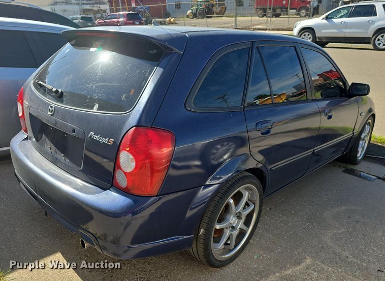 image for item DM1686 2003 Mazda Protege 5 