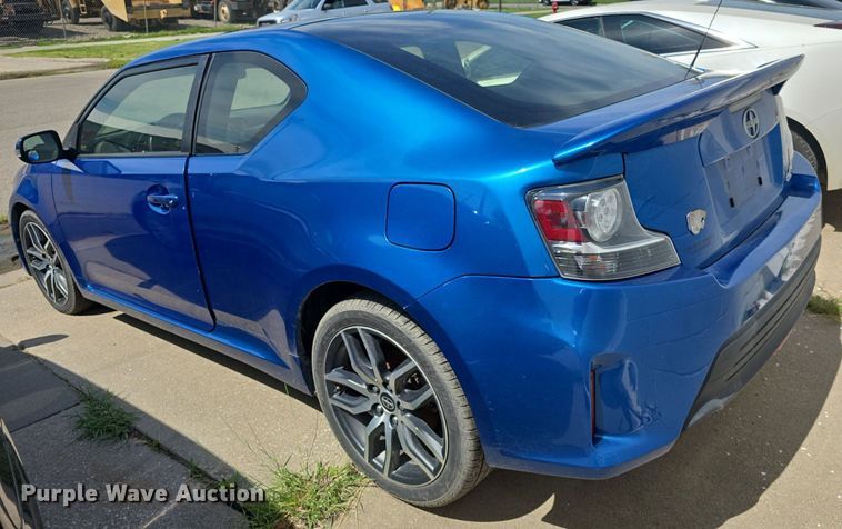 image for item DM1690 2014 Scion TC 