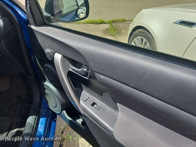 image for item DM1690 2014 Scion TC 