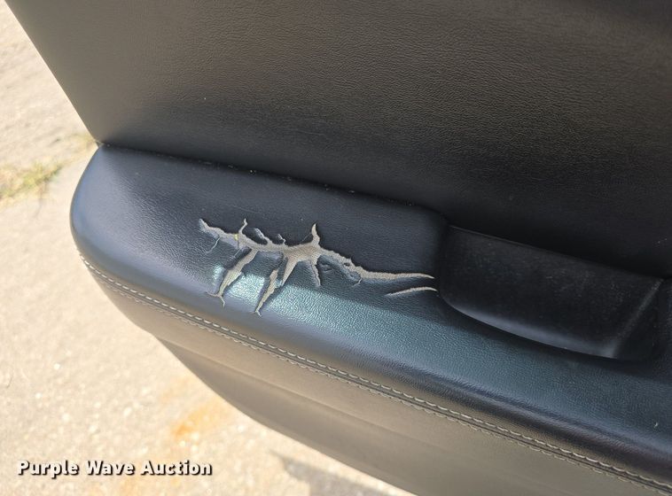 image for item DM1691 2012 Chrysler  200 