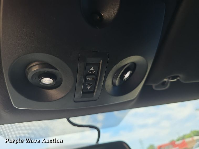 image for item DM1691 2012 Chrysler  200 