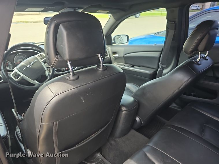 image for item DM1691 2012 Chrysler  200 