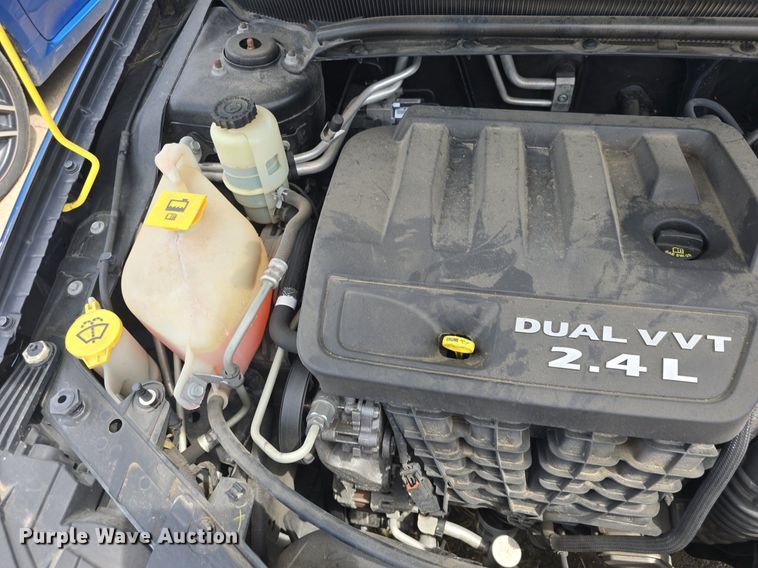 image for item DM1691 2012 Chrysler  200 