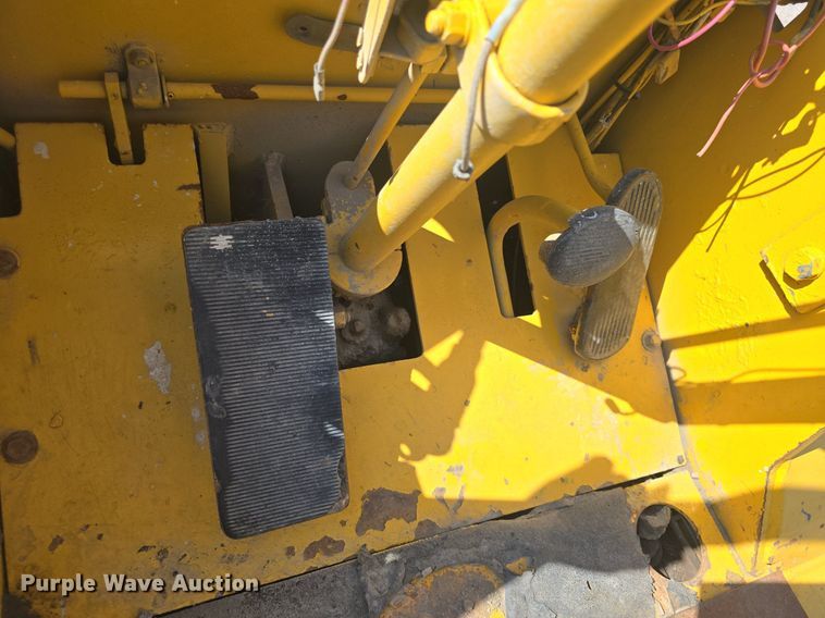 image for item DM1709 Allis Chalmers forklift