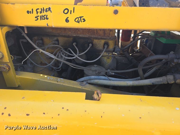 image for item DM1709 Allis Chalmers forklift