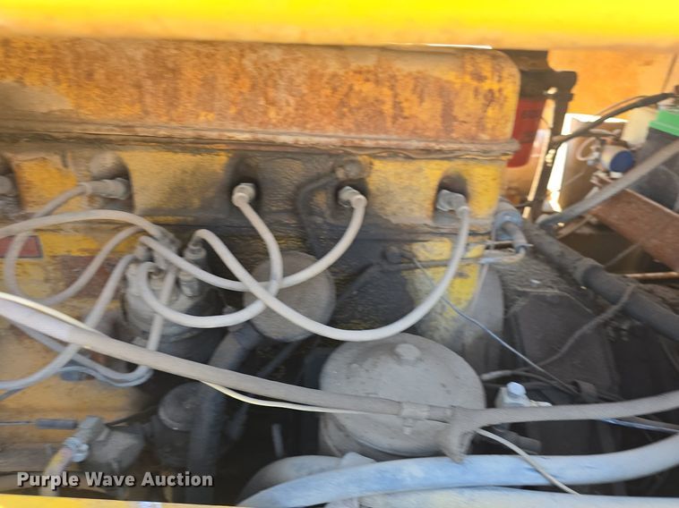 image for item DM1709 Allis Chalmers forklift