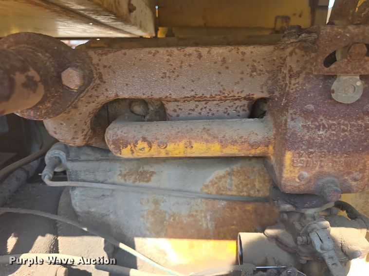 image for item DM1709 Allis Chalmers forklift