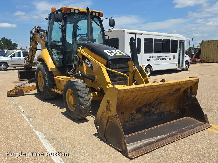 image for item DM1734 2009 Caterpillar 420E backhoe