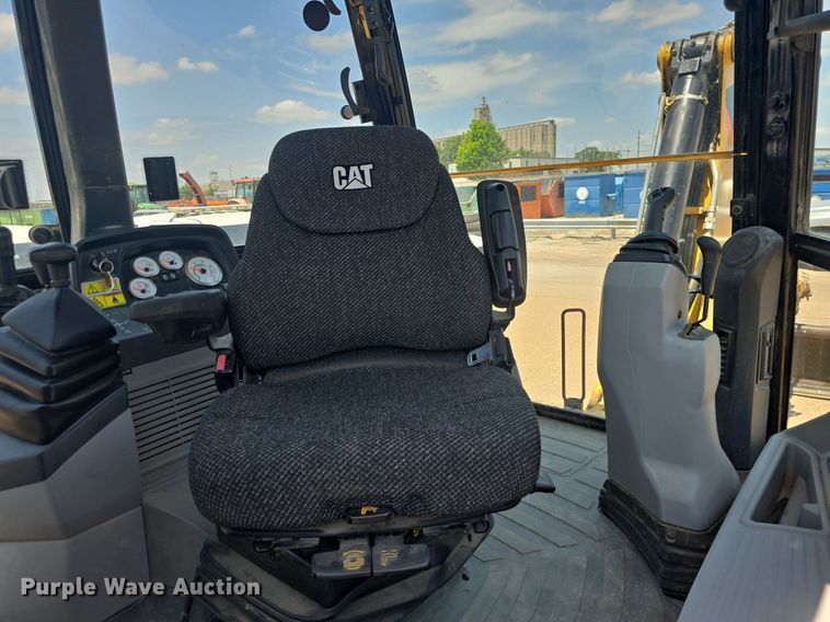 image for item DM1734 2009 Caterpillar 420E backhoe