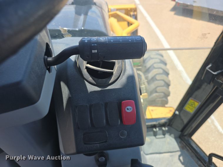 image for item DM1734 2009 Caterpillar 420E backhoe