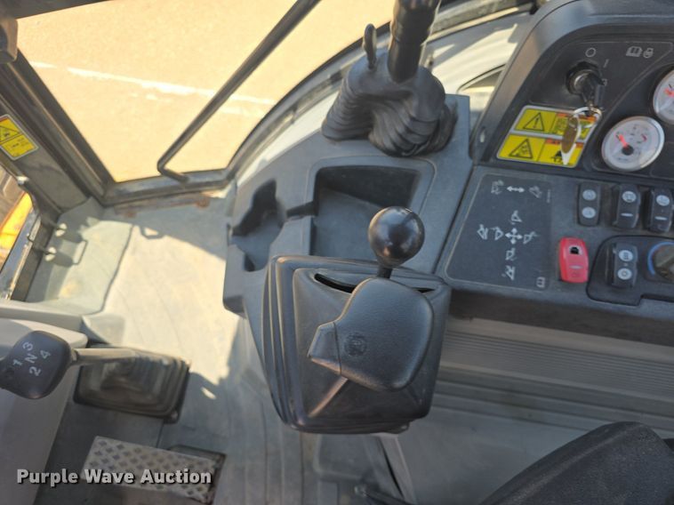 image for item DM1734 2009 Caterpillar 420E backhoe