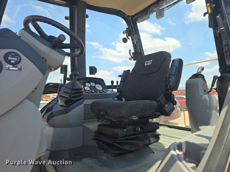 image for item DM1735 2009 Caterpillar 420E backhoe