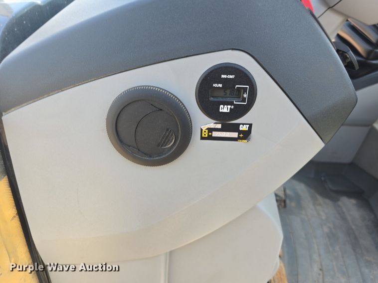 image for item DM1735 2009 Caterpillar 420E backhoe