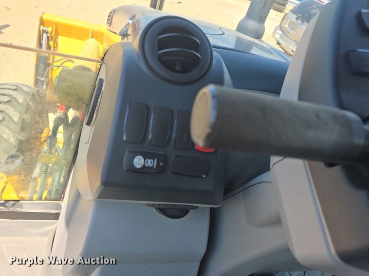 image for item DM1735 2009 Caterpillar 420E backhoe