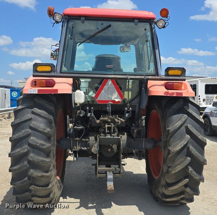 image for item DM1737 Kubota M125X MFWD tractor