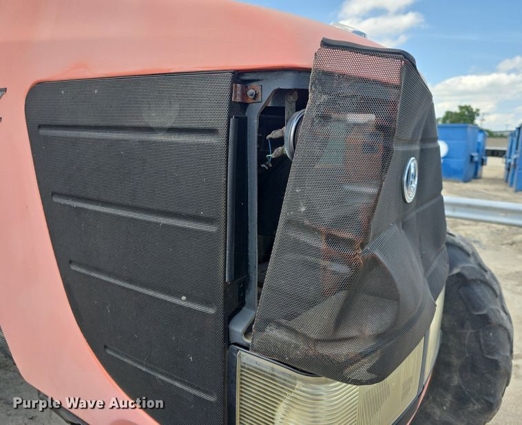 image for item DM1737 Kubota M125X MFWD tractor