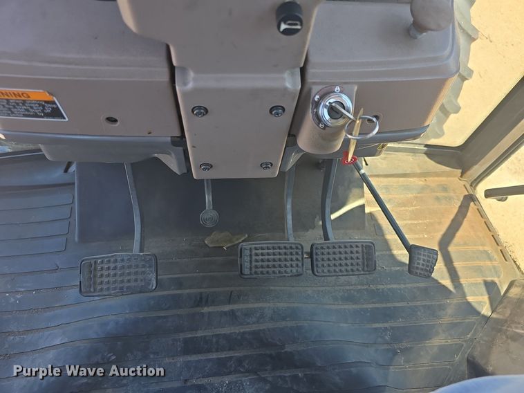 image for item DM1737 Kubota M125X MFWD tractor