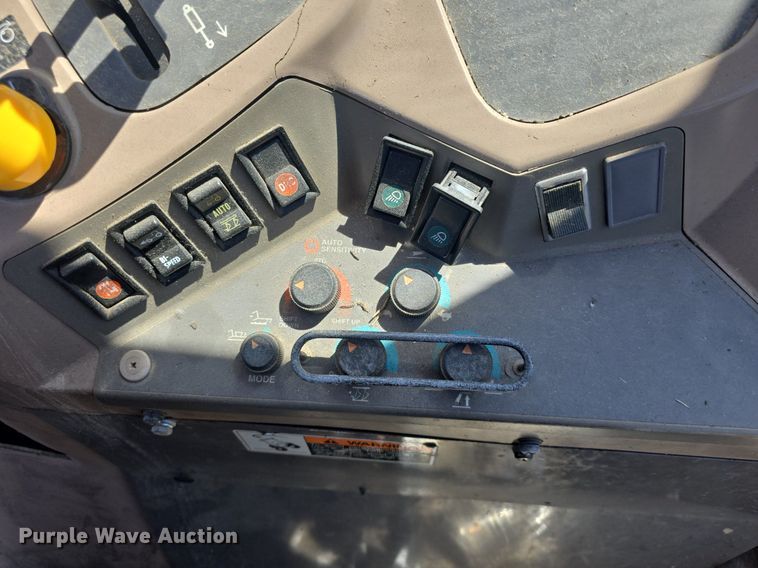 image for item DM1737 Kubota M125X MFWD tractor