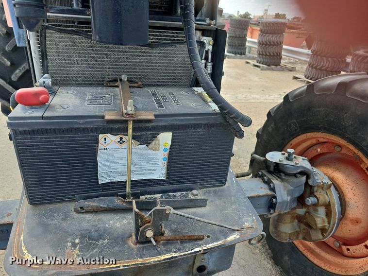 image for item DM1737 Kubota M125X MFWD tractor