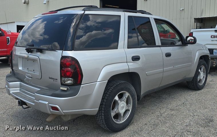 image for item DM1738 2007 Chevrolet Trail Blazer LS SUV