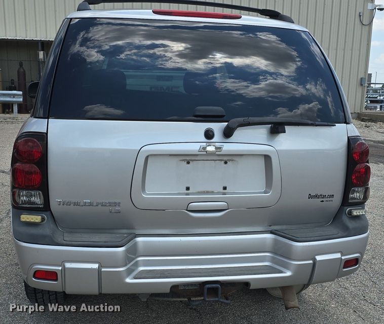 image for item DM1738 2007 Chevrolet Trail Blazer LS SUV