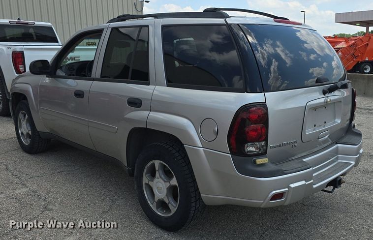 image for item DM1738 2007 Chevrolet Trail Blazer LS SUV