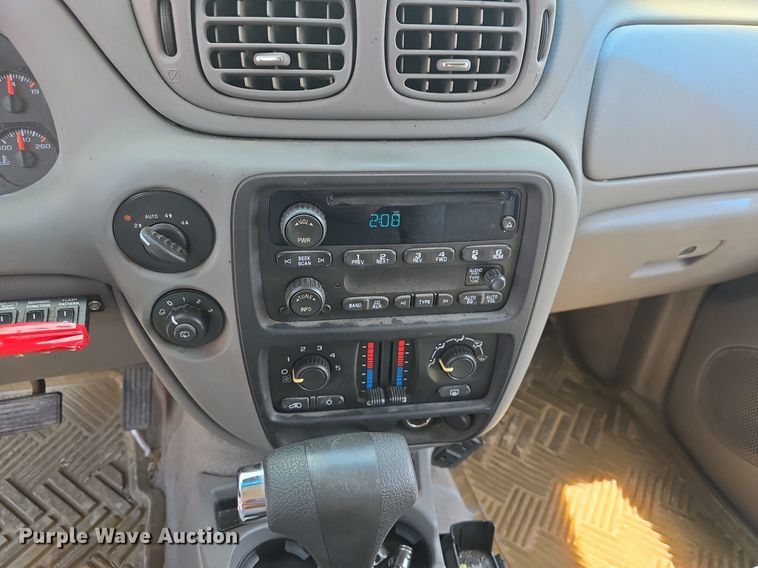 image for item DM1738 2007 Chevrolet Trail Blazer LS SUV