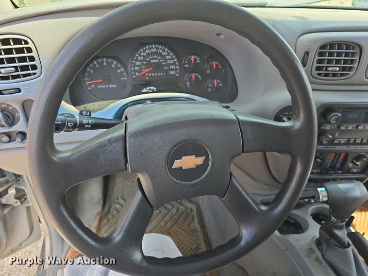 image for item DM1738 2007 Chevrolet Trail Blazer LS SUV