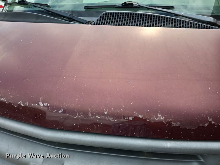 image for item DM1740 2002 Chevrolet Express 1500 van