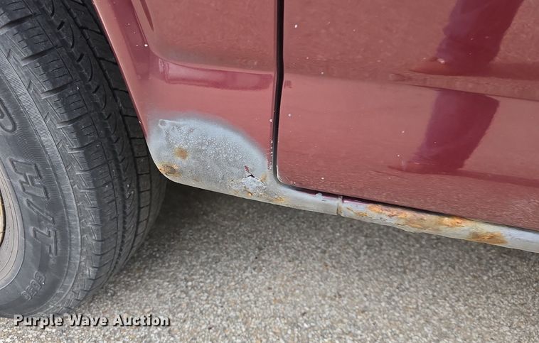 image for item DM1740 2002 Chevrolet Express 1500 van