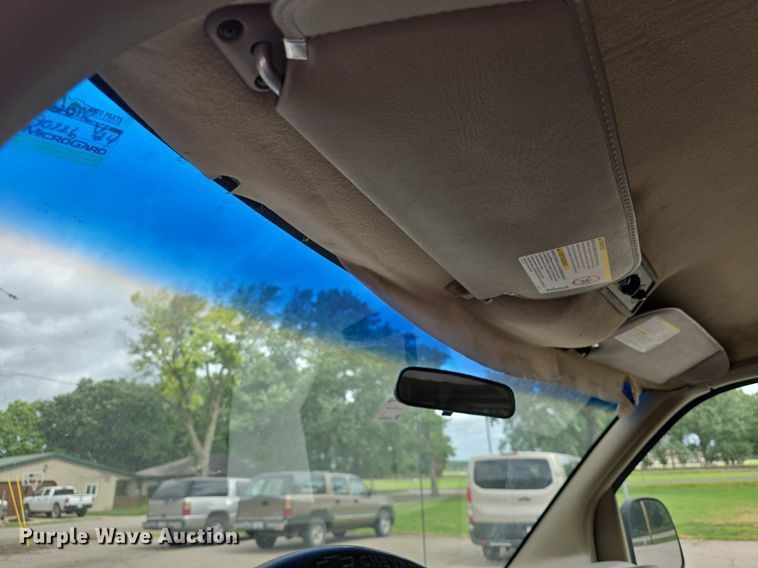 image for item DM1740 2002 Chevrolet Express 1500 van