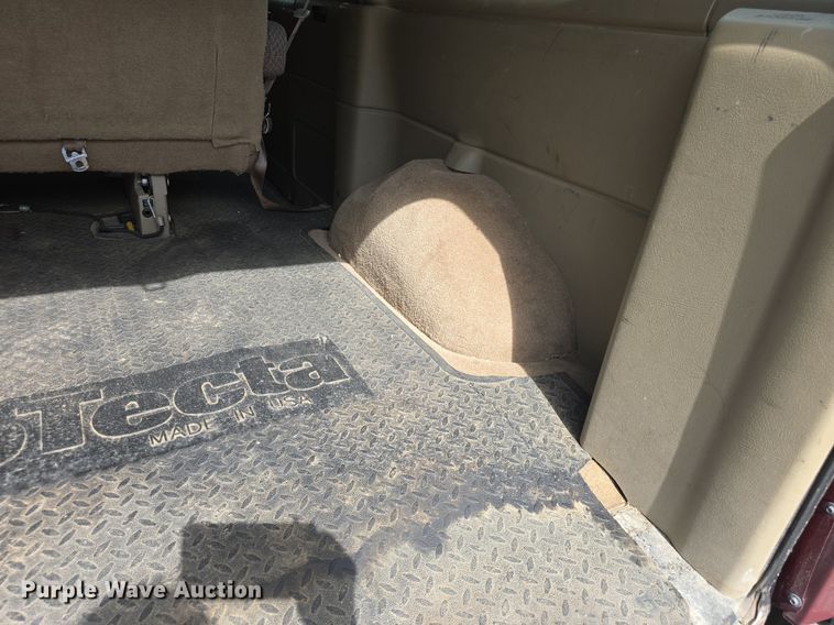 image for item DM1740 2002 Chevrolet Express 1500 van