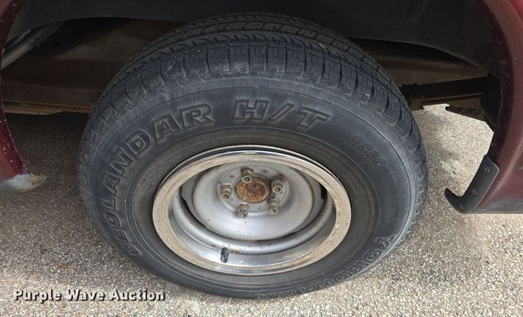 image for item DM1740 2002 Chevrolet Express 1500 van