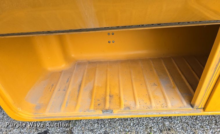 image for item DM1741 2002 Blue Bird  All American school bus