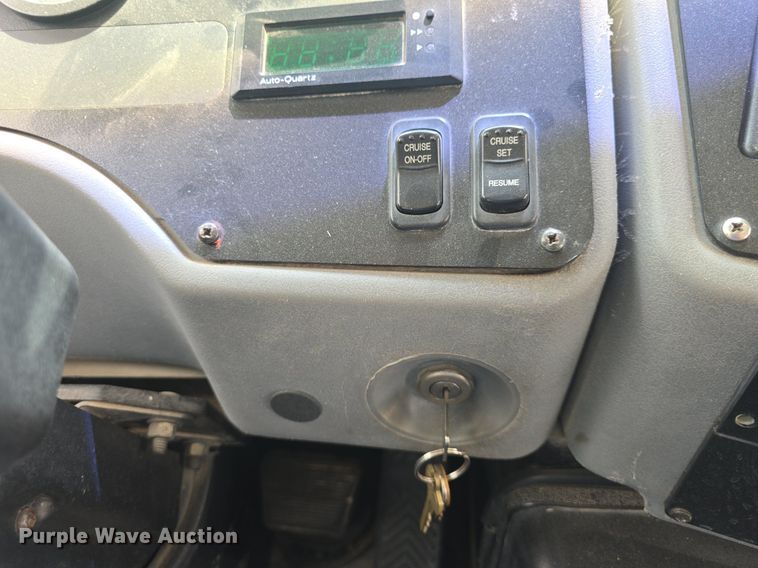 image for item DM1741 2002 Blue Bird  All American school bus