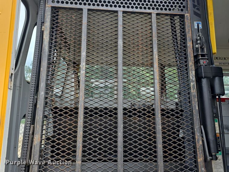 image for item DM1741 2002 Blue Bird  All American school bus