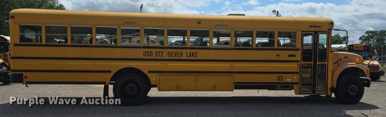 image for item DM1742 1999 International 3800 school bus