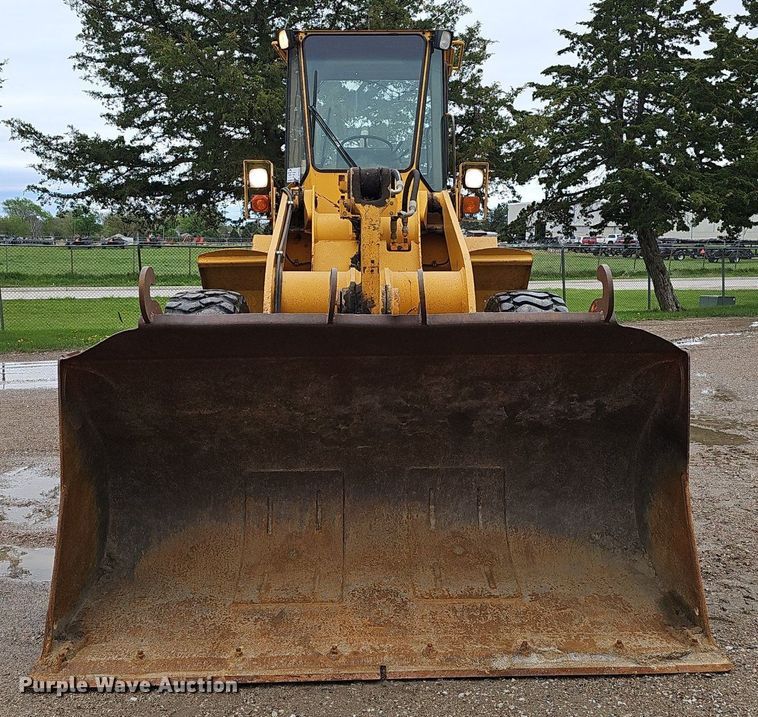 image for item DP0863 1990 John Deere 544E wheel loader