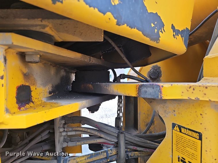 image for item DP0863 1990 John Deere 544E wheel loader